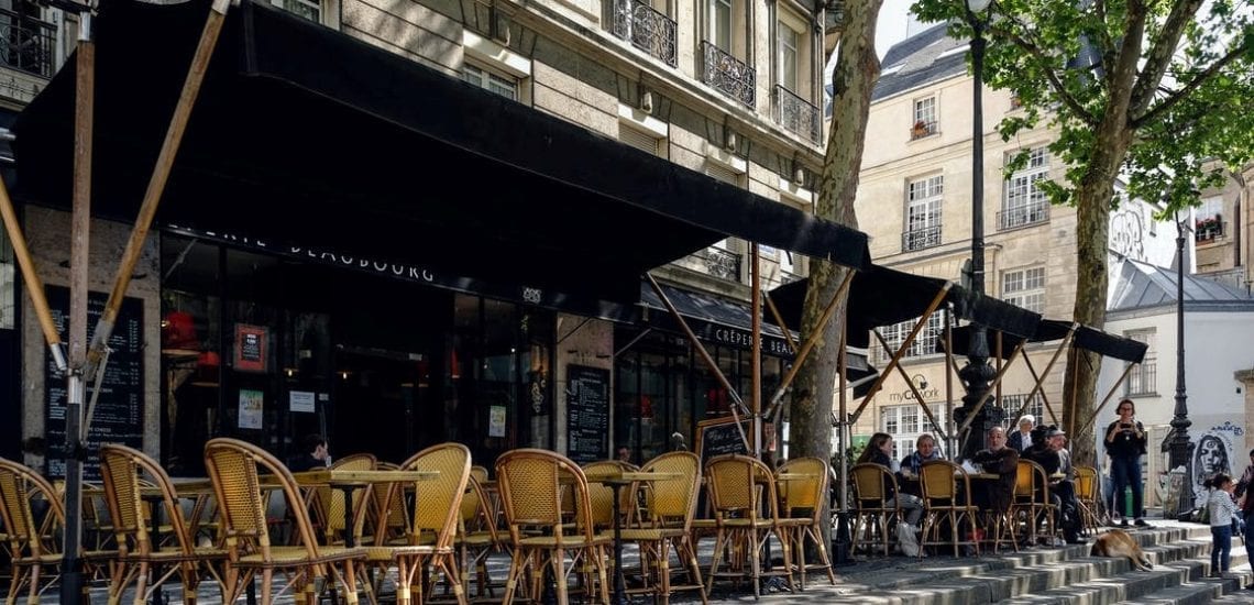 Outdoor Dining Seating Area